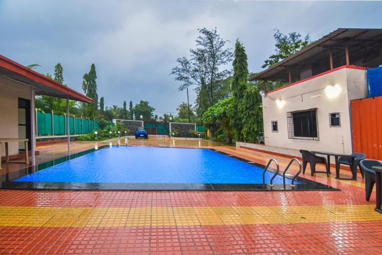 Twinkle Villa 4Bhk Карджат Экстерьер фото